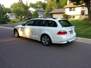 Illustration for article titled For $17,500, This 2007 BMW 530Xi Could Be Your Winter Warrior